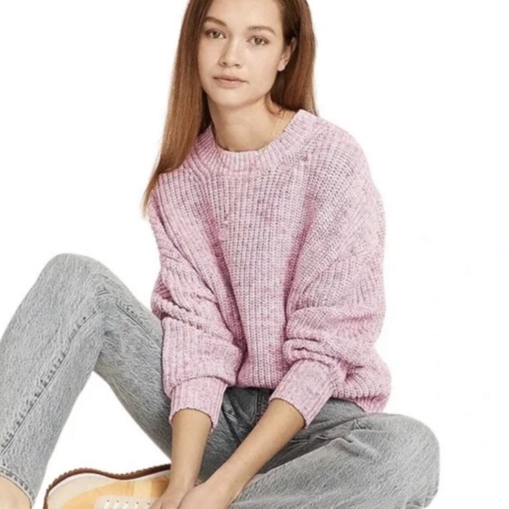 J. Crew Pink Crew Neck Sweater with Ribbed Knit. Size S . Style BF721